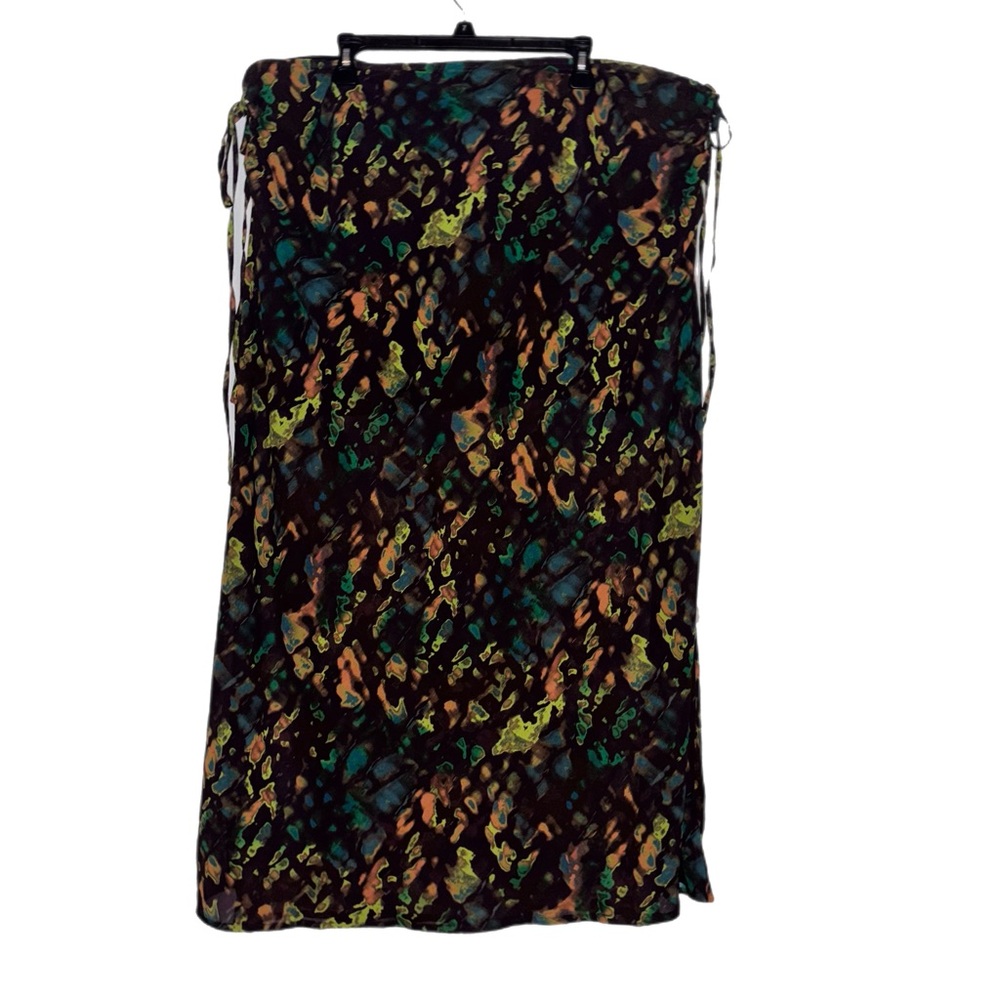 The Drop Stylish Multicolor Skirt with a side zipper